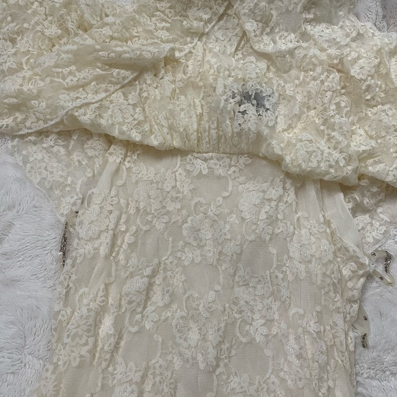 Lace New Direction top. Cream - Picture 8 of 11